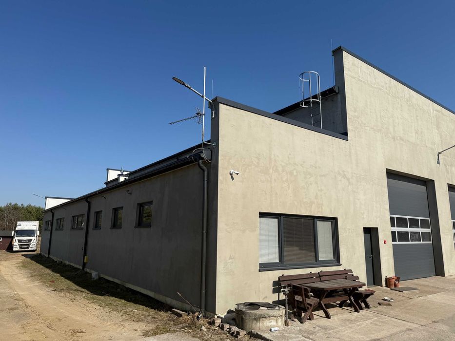 Warsztat samochodowy Hala z placem blisko węzła S12 S17