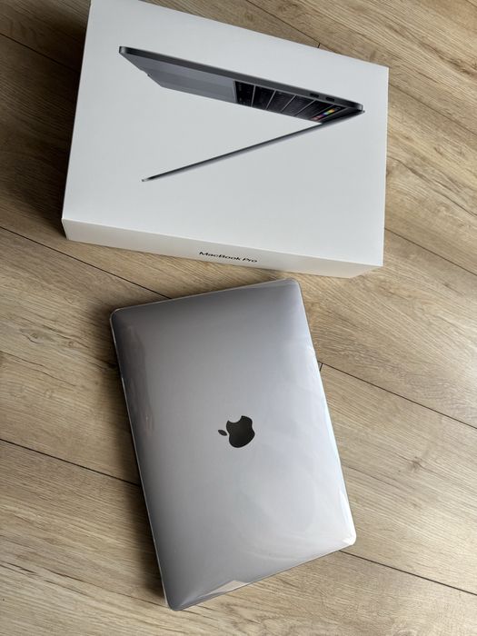 Macbook Pro 13 cali / Zamiana