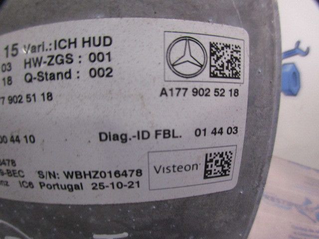 Módulo genérico MERCEDES-BENZ EQB (X243)