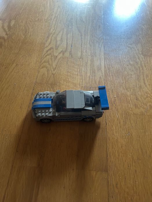 Vendo 2Legos Skyline Fast Furious Pequeno/grande