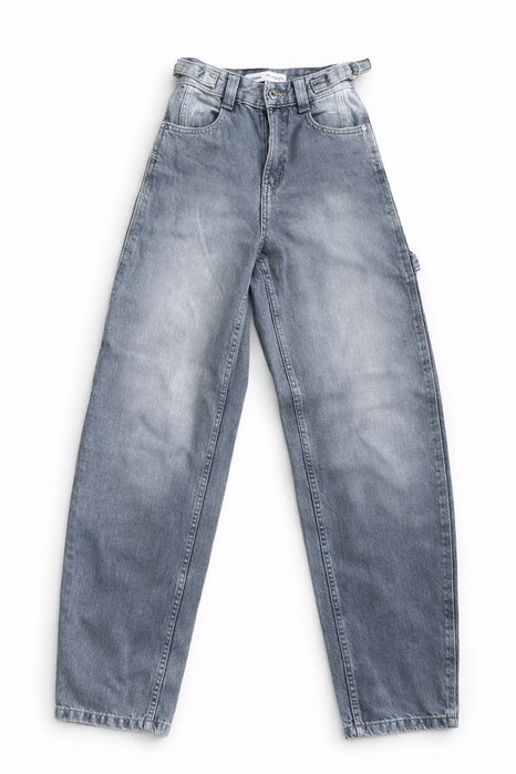 Сірі джинси Bershka, розмір 32 - майже нові, оригінал.