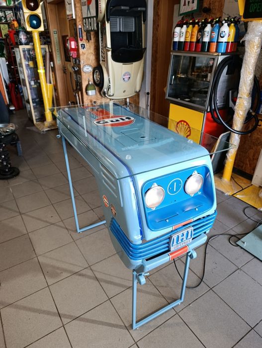 Balcão expositor trator GULF