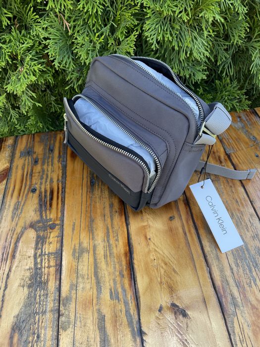 Новая сумка calvin klein (ck utility camera bag unisex) с америки