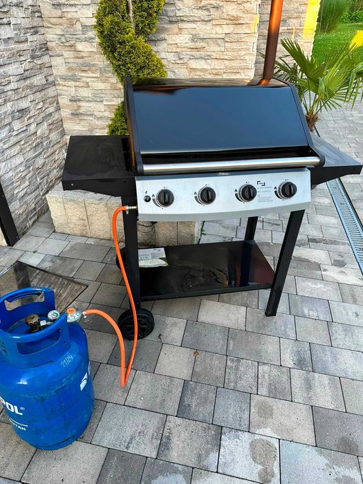 Grill gazowy 4-palnikowy