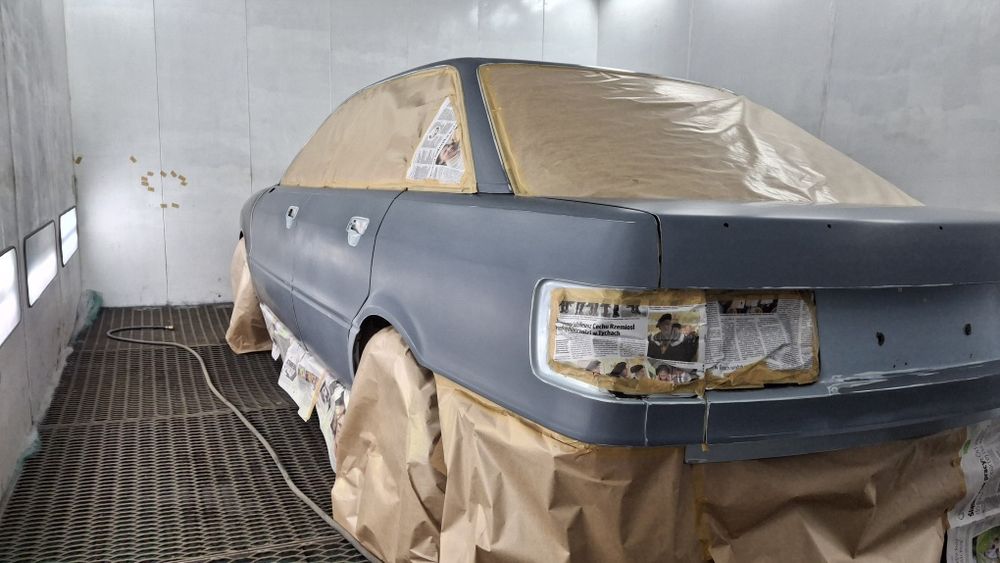 Lakiernik Samochodowy - Lakiernictwo