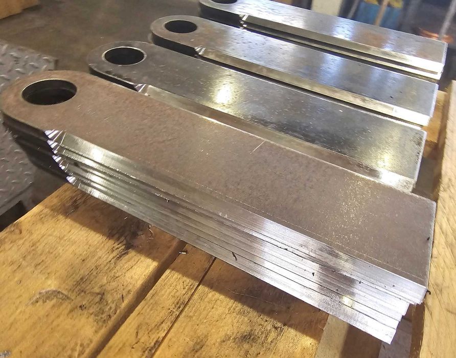 Nóż do przystawki  CAPELLO 450x61 cały z HARDOX 500