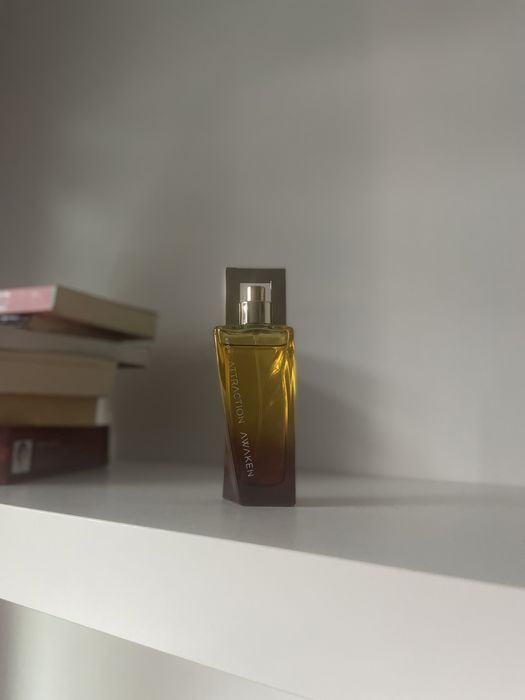 perfumy avon attraction awaken