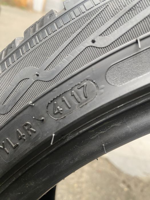 245/40 R18 Nokian WR шина 1 шт зимняя.