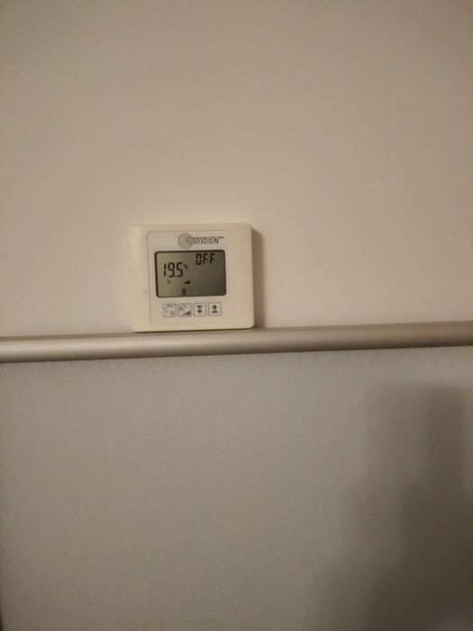 Sprzedam panel grzewczy na podczerwień że sterownikiem