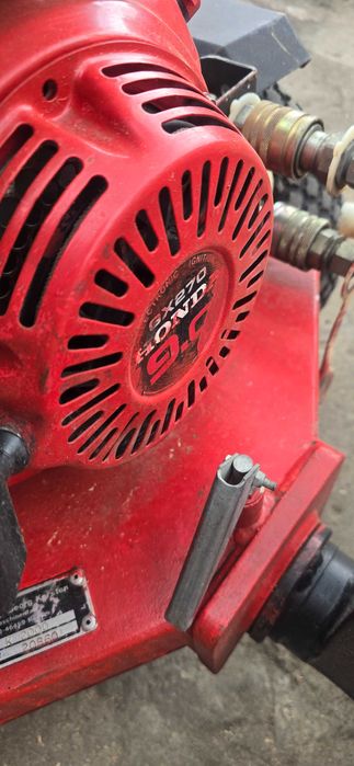 Zamiatarka hydrauliczna k2000