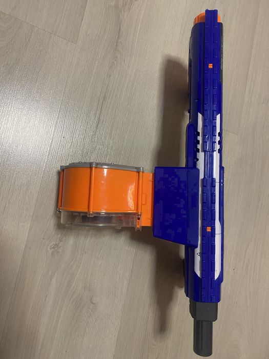 Бластер Nerf Hasbro 2013 с барабанным магазином в Подарок vr очки