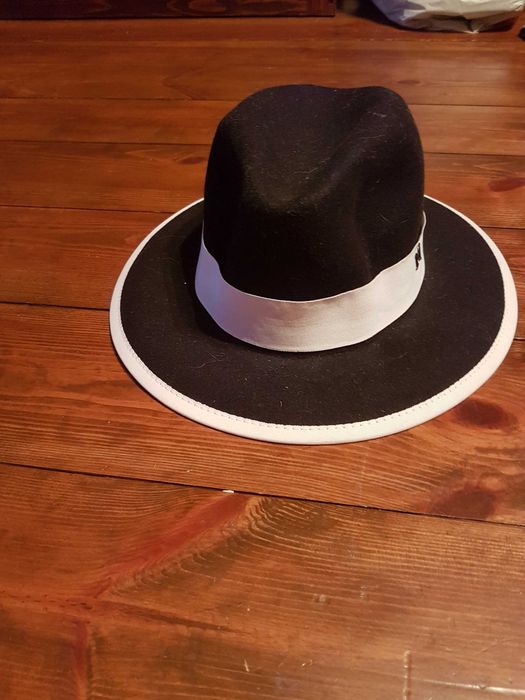 Шляпа фетровая женская