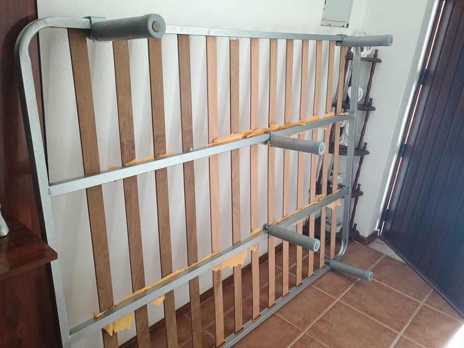 Somier cama usado com colchão