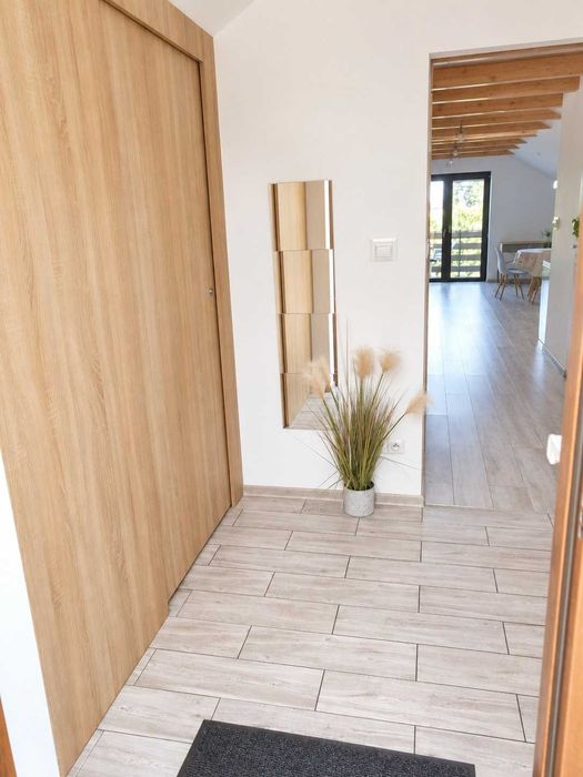 Przestronne | 70m2 | garderoba | balkon| podwórko