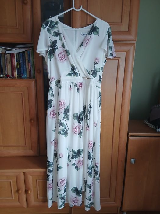 Elegancka sukienka