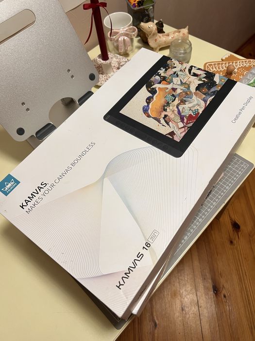 Продаю  Графічний планшет Huion Kamvas 16 +2021