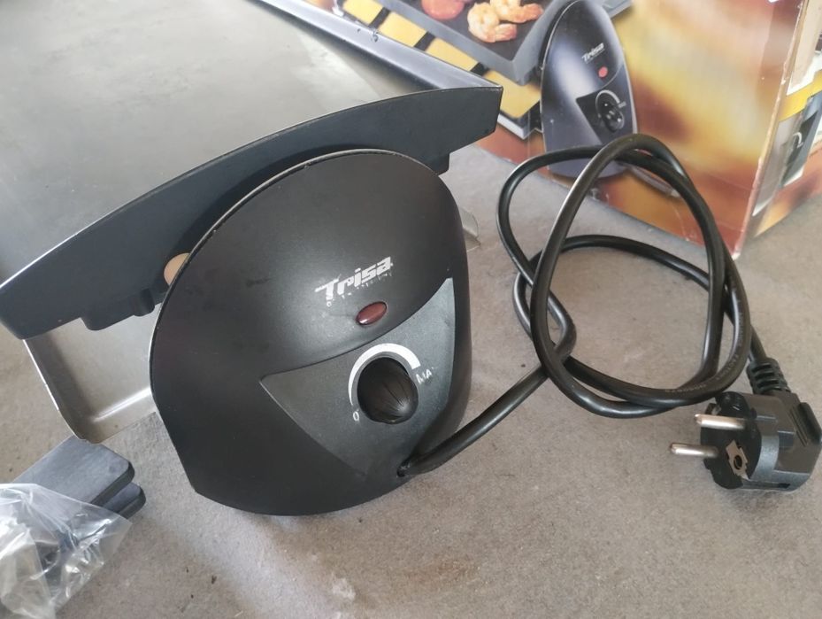 Zestaw grill i raclette elektryczny Trisa 8-osobowy
