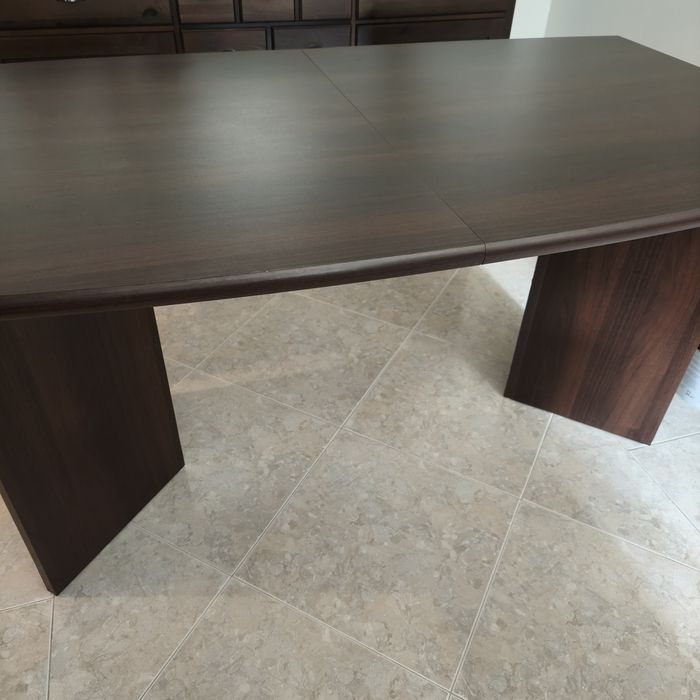 Mesa de jantar extensível
