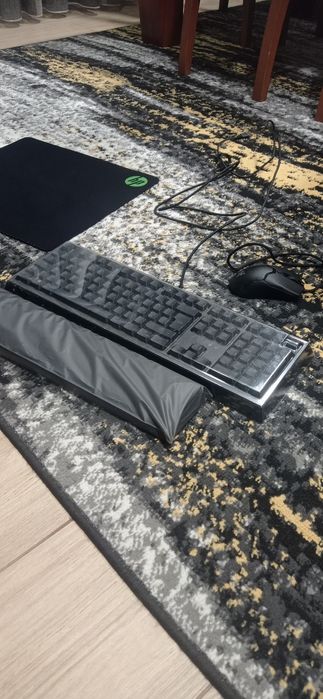 Teclado rato e tabete