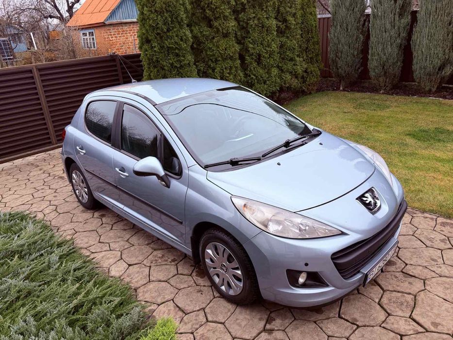 Продам Peugeot 207