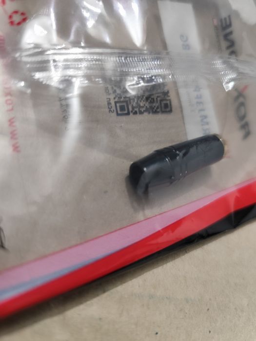 Roxtone Gniazdo Mini Jack 3.5mm Na Kabel RMJ3FPP-65-BG