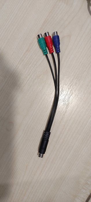 Перехідник S-відео на компонентний вихід (тюльпани)