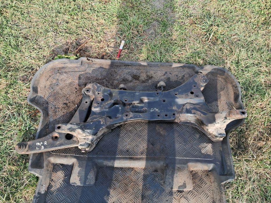 Підрамник передній,Балка Mitsubishi Lancer 9,Outlander 1,розборка,шрот