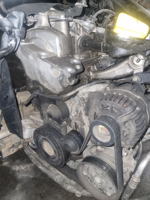 Motor Renault clio 3 1.2 16v turbo D4F784