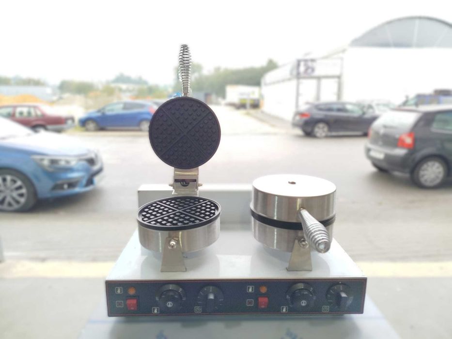 Máquina de Waffles Dupla - NOVA