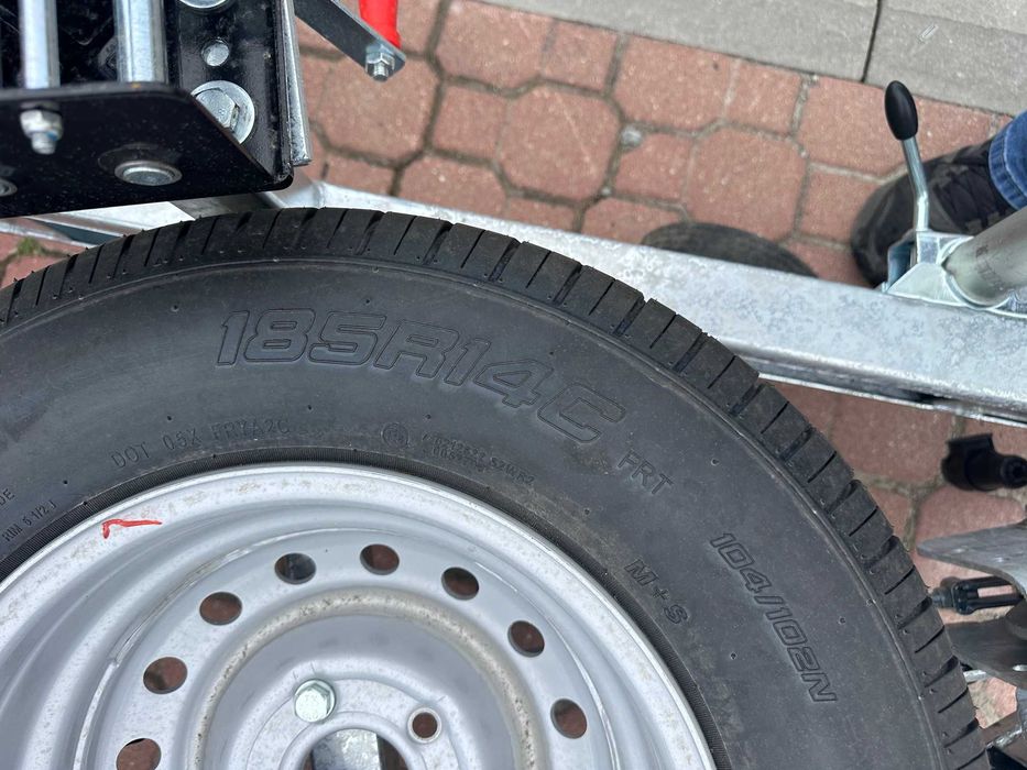 Nowa Laweta FARCHT 456x215 DMC 2700 przod prosty