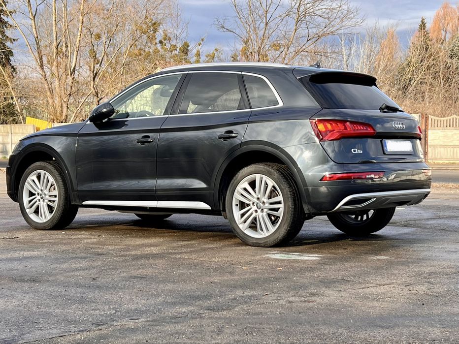 Audi Q5 quattro 252km
