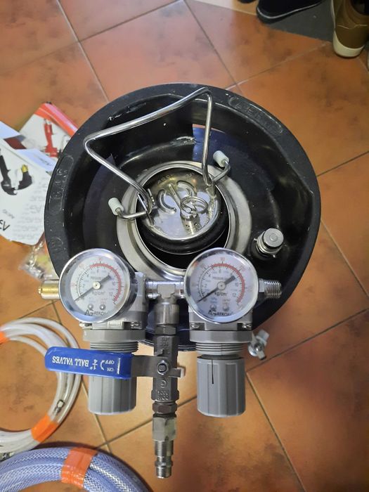 Profesjonalny Agregat Tynkarsko-Malarski 18l AGRECOM + 2 pistolety