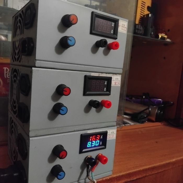 Зарядний 10ампер