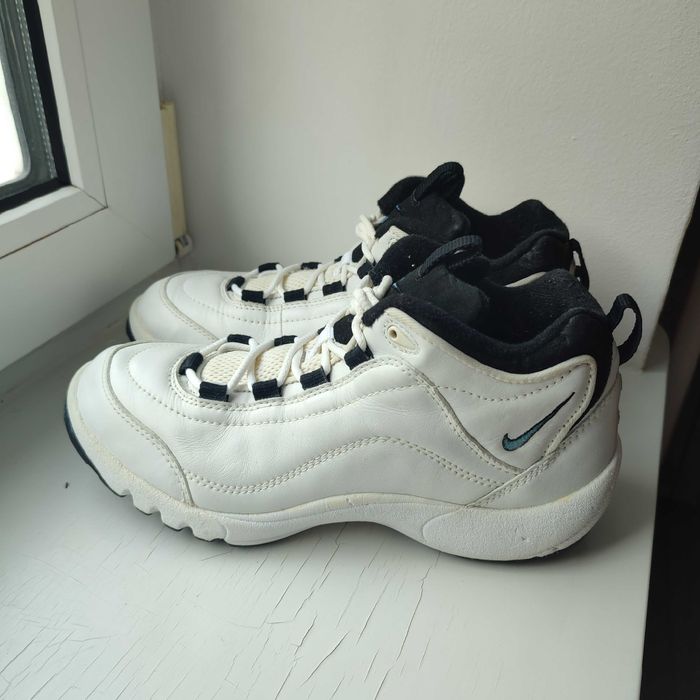 Шкіряні демі кросівки ботинки на хлопчика Nike 39р. 25.5 см