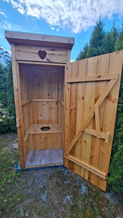 toaleta wychodek wc