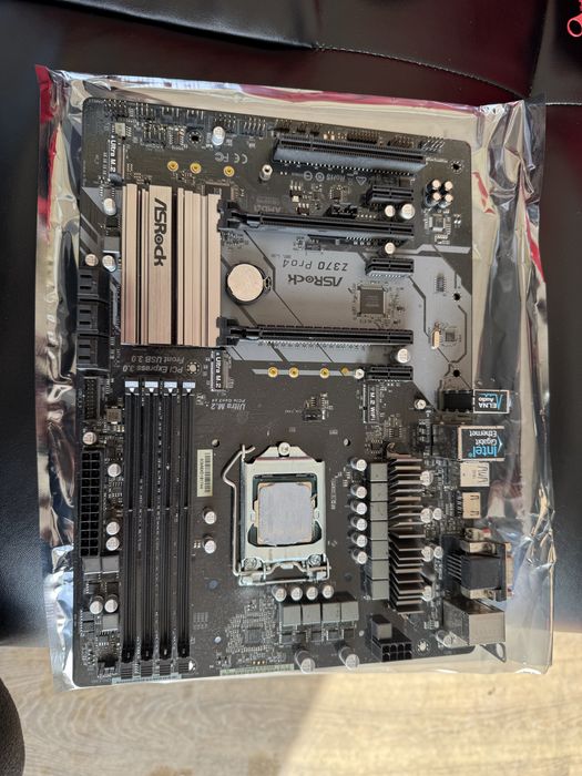 Збірка  Asrock z370 pro4 + i5 8400 + кулер Aardwolf Optima 10X