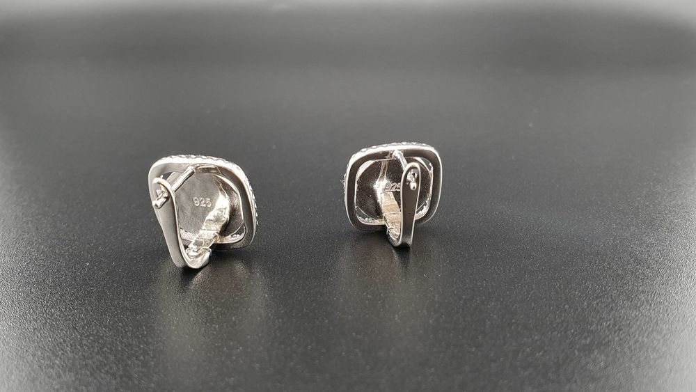 Okazałe kolczyki srebrne p.925 z niebieskim opalem i cyrkoniami