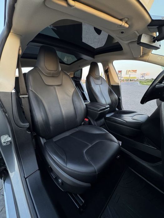 Tesla Model S 85 kWh