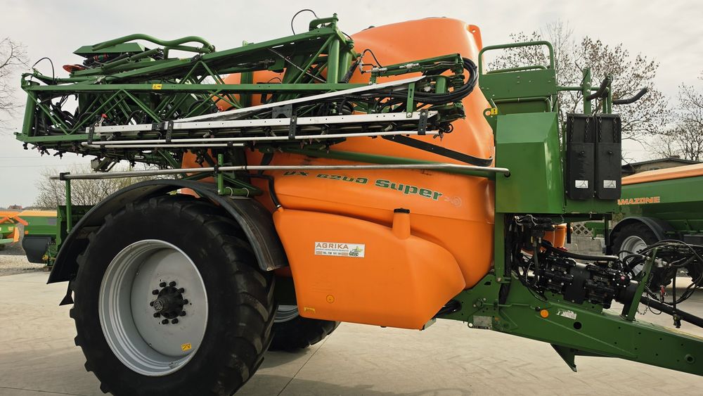Opryskiwacz Amazone UX 6200 Super