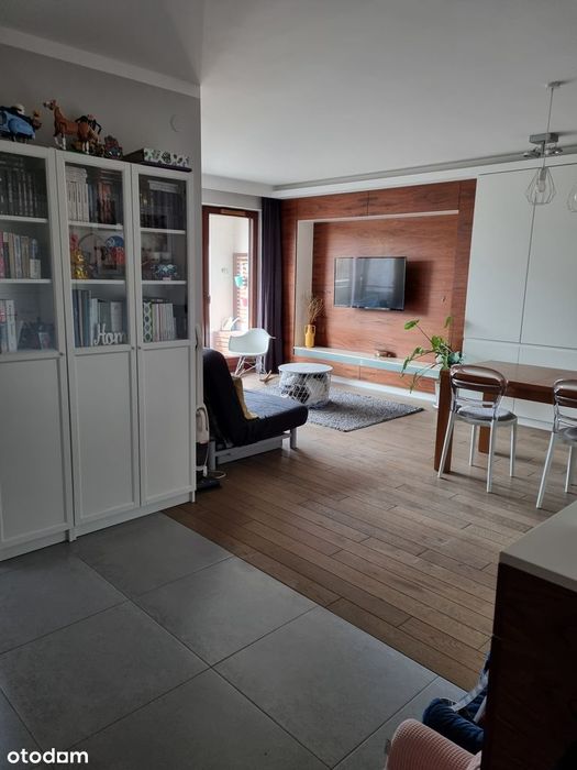 Bezpośrednio/Przestronne 2 pokoje/Klimatyzacja/Osiedle „Przy Pałacu”