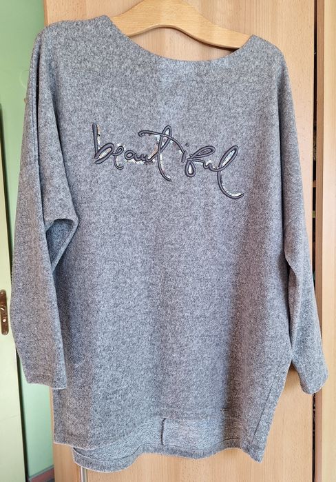 mięciutki szary sweterek