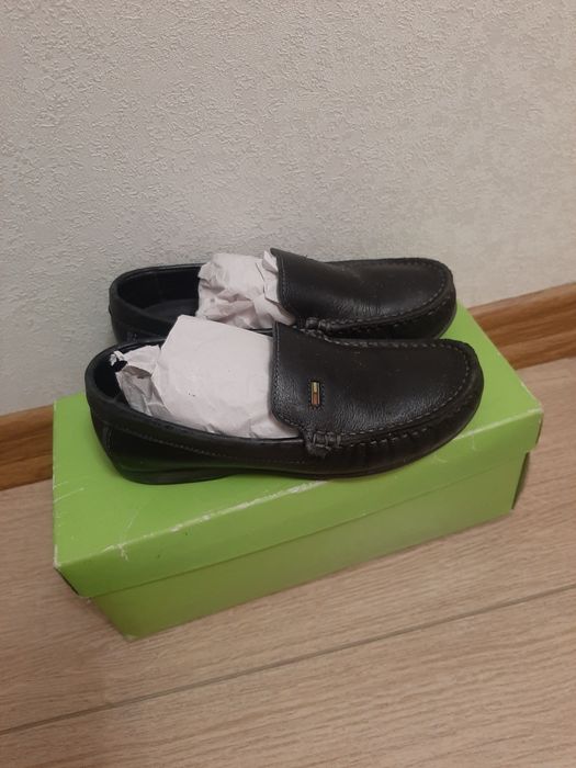 Туфли для мальчика 29,32 р.