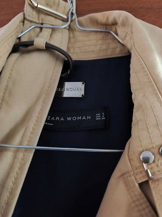 Gabardina Creme com cinto  - Tamanho L