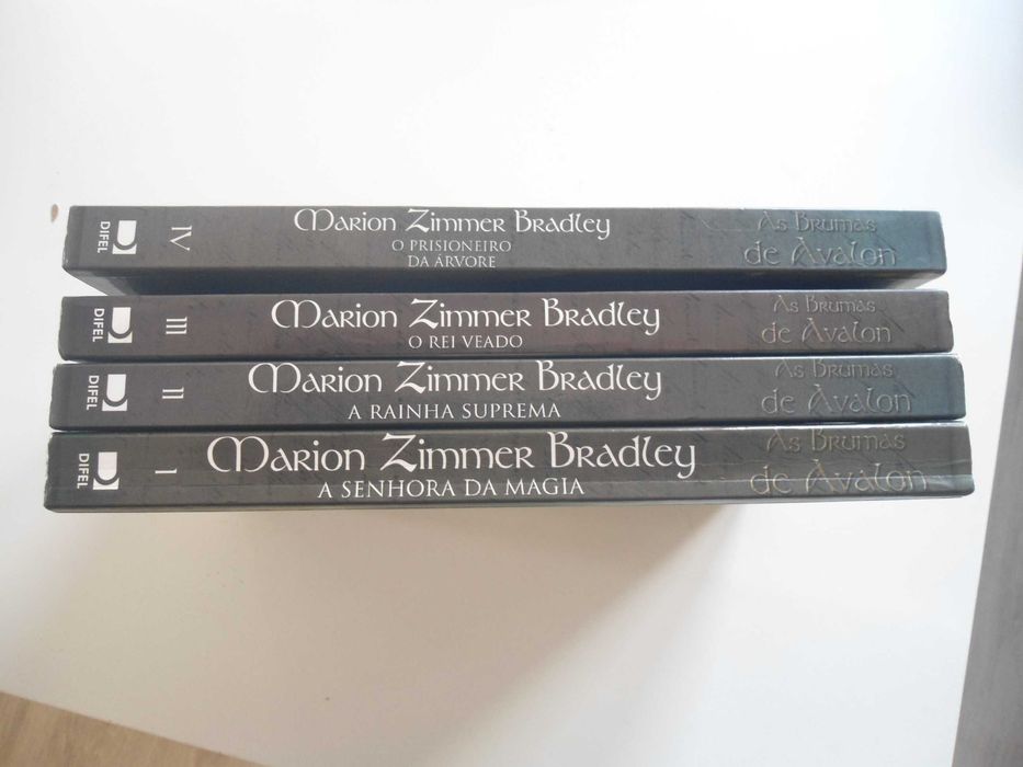 As Brumas de Avalon de Marion Zimmer Bradley (2007)