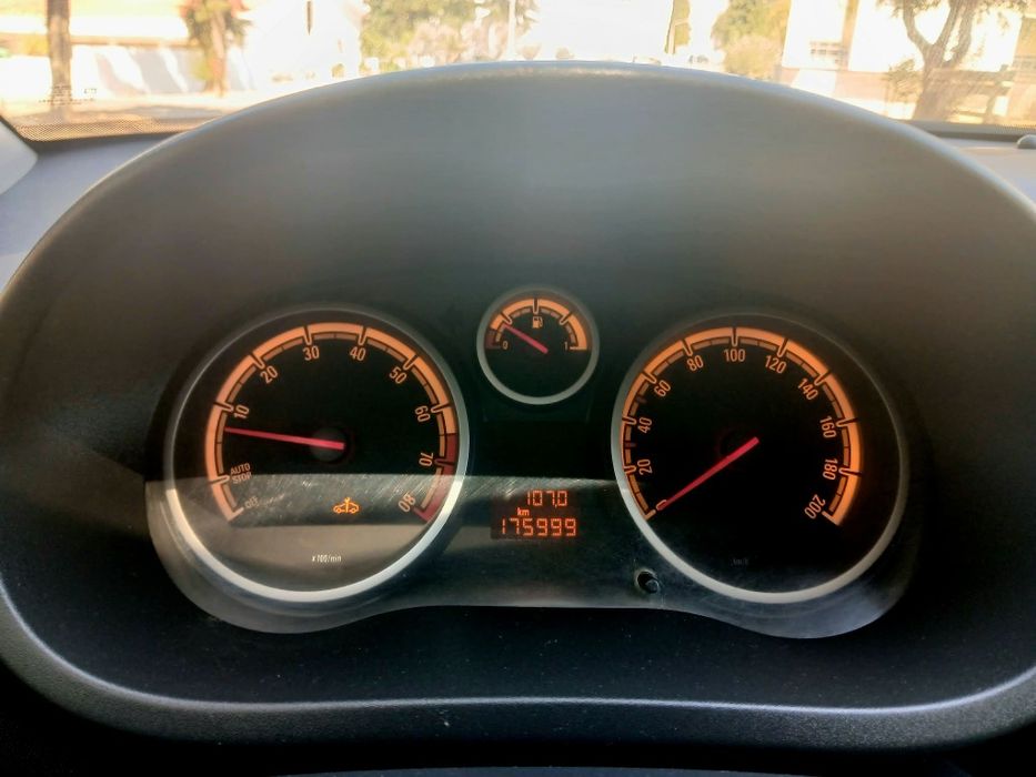 Opel Corsa 1.2 Enjoy