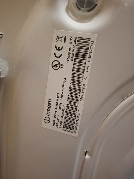 Máquina lavar roupa Indesit
