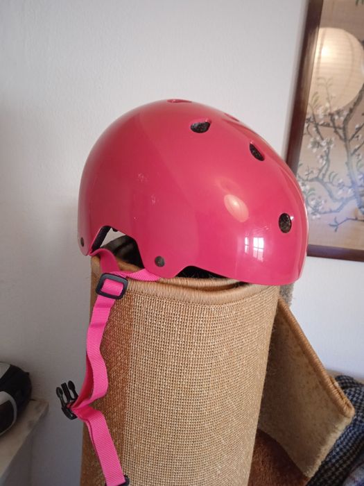 Capacete de proteção Com Pouco uso  OXELO