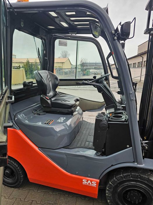 Wózek widłowy 1,5tony kabina ogrzewanie TOYOTA 8FGF15 2019 LPG 3,5m KR