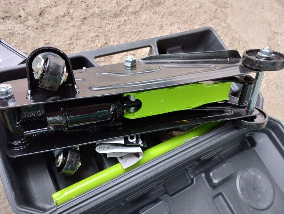 Домкрат підкатний гідравлічний Winso( Польща)