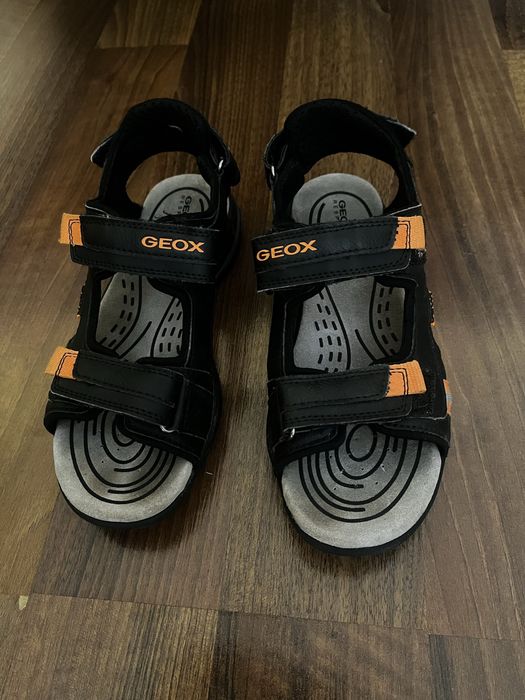 Сандалі Geox дитячі 36 сандалії босоніжки